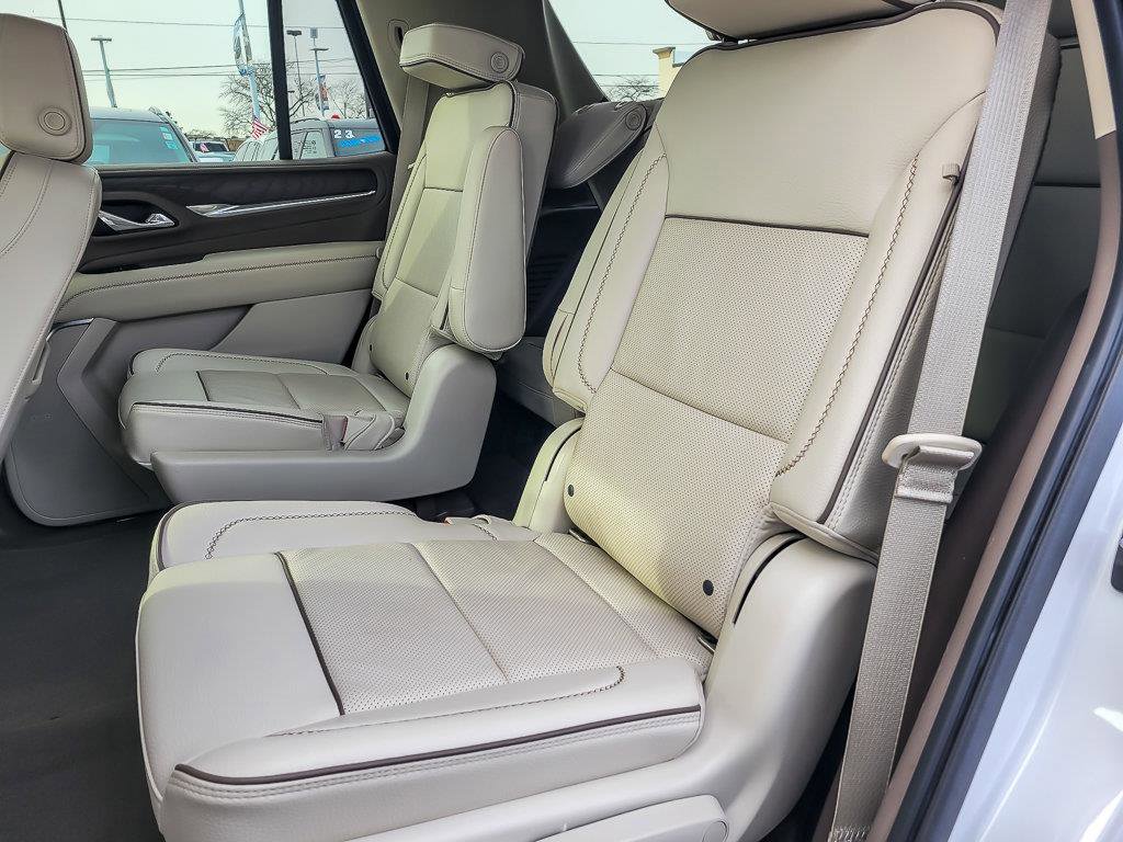 2021 GMC YUKON - Image 14