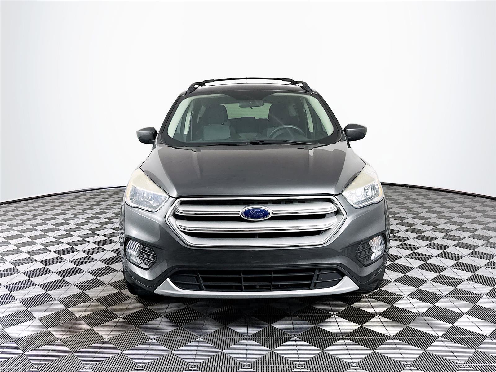 2018 Ford Escape SE photo 2