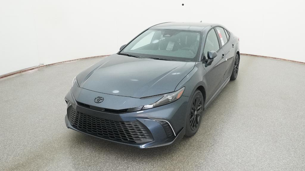 2026 Toyota Camry SE photo 4