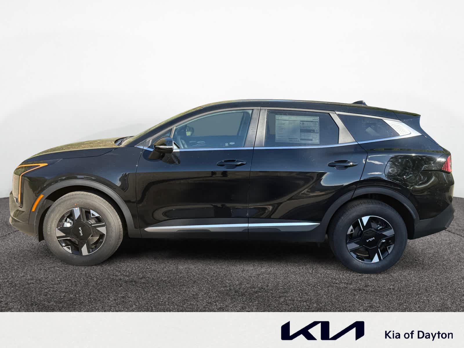 2026 Kia Sportage LX photo 2