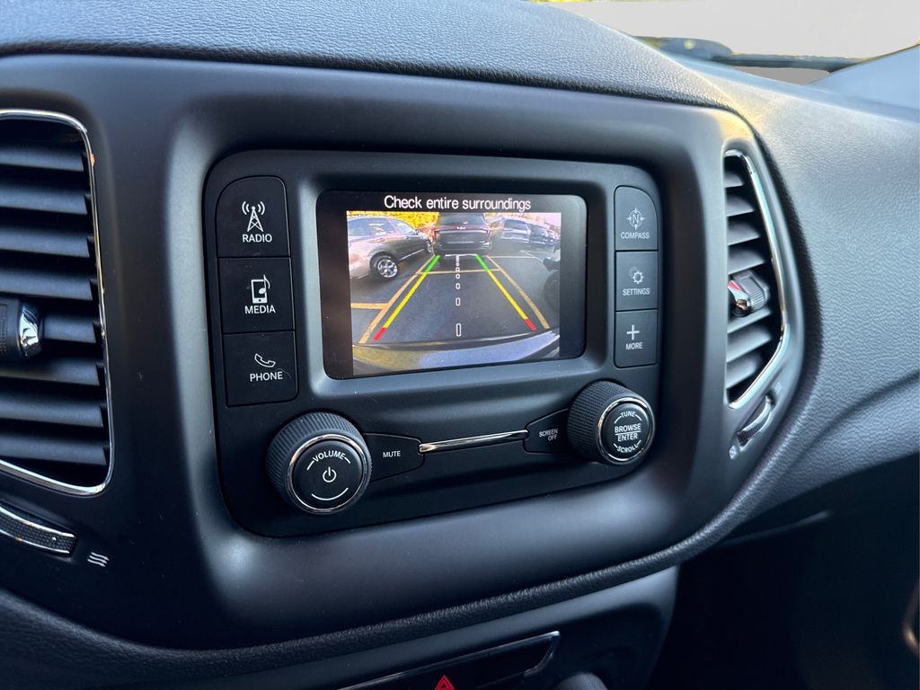 2018 Jeep Compass Latitude photo 24