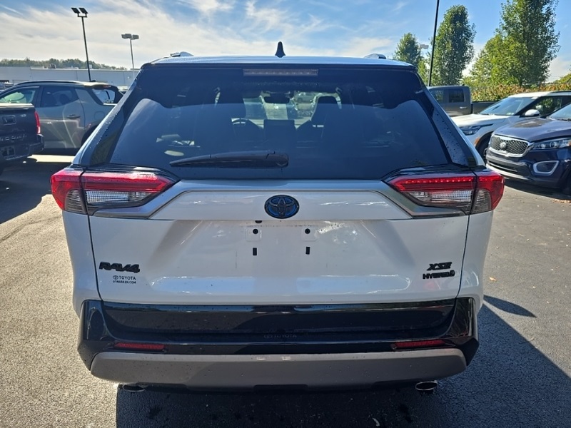 2023 Toyota RAV4 Hybrid XSE photo 6