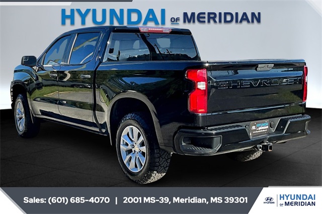 Used 2019 Chevrolet Silverado 1500 Custom with VIN 3GCPWBEH3KG186168 for sale in Meridian, MS