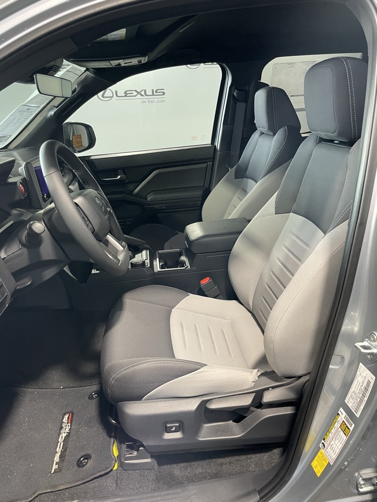 2025 Toyota Tacoma photo 25
