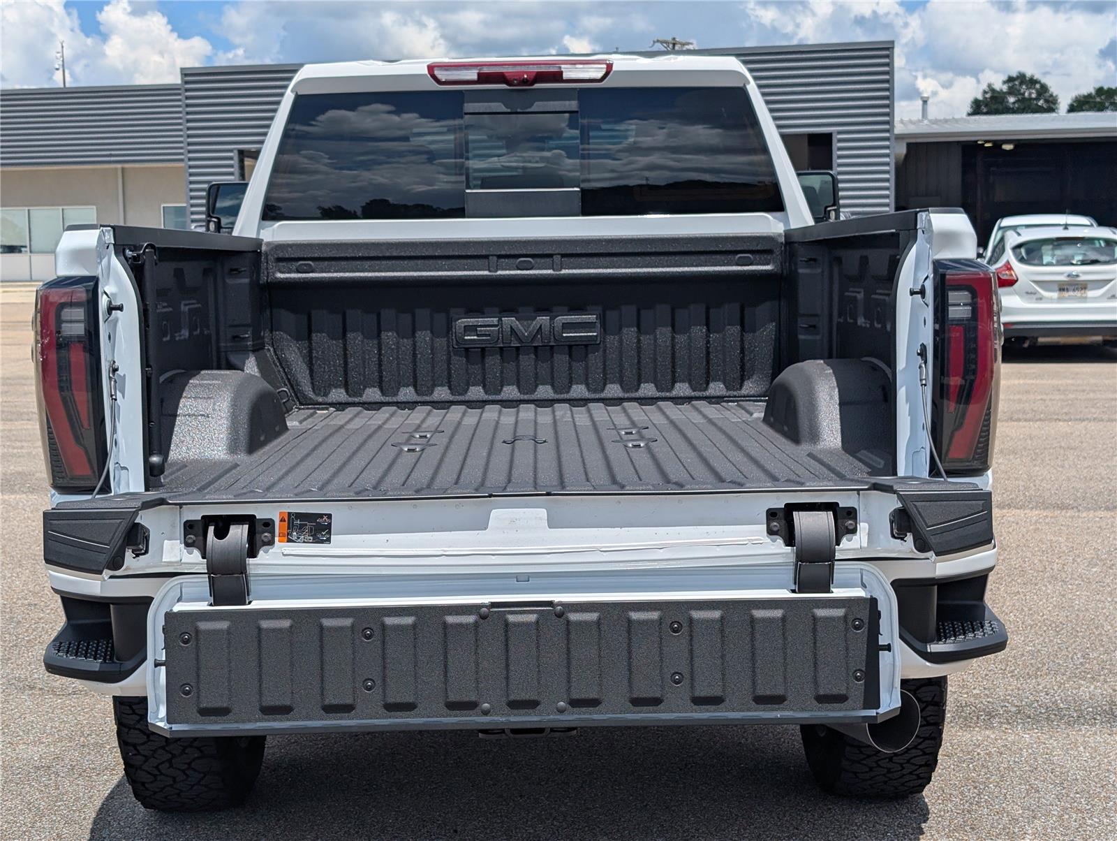 2025 Gmc Sierra 2500 HD AT4 photo 7