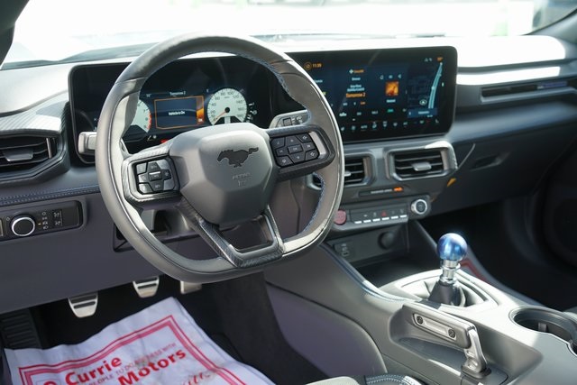 2025 FORD MUSTANG - Image 31