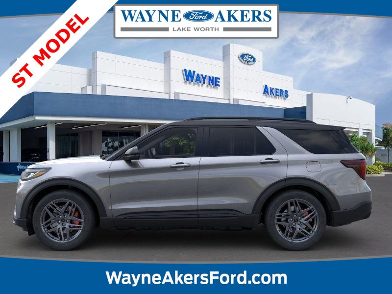 2025 Ford Explorer ST photo 3
