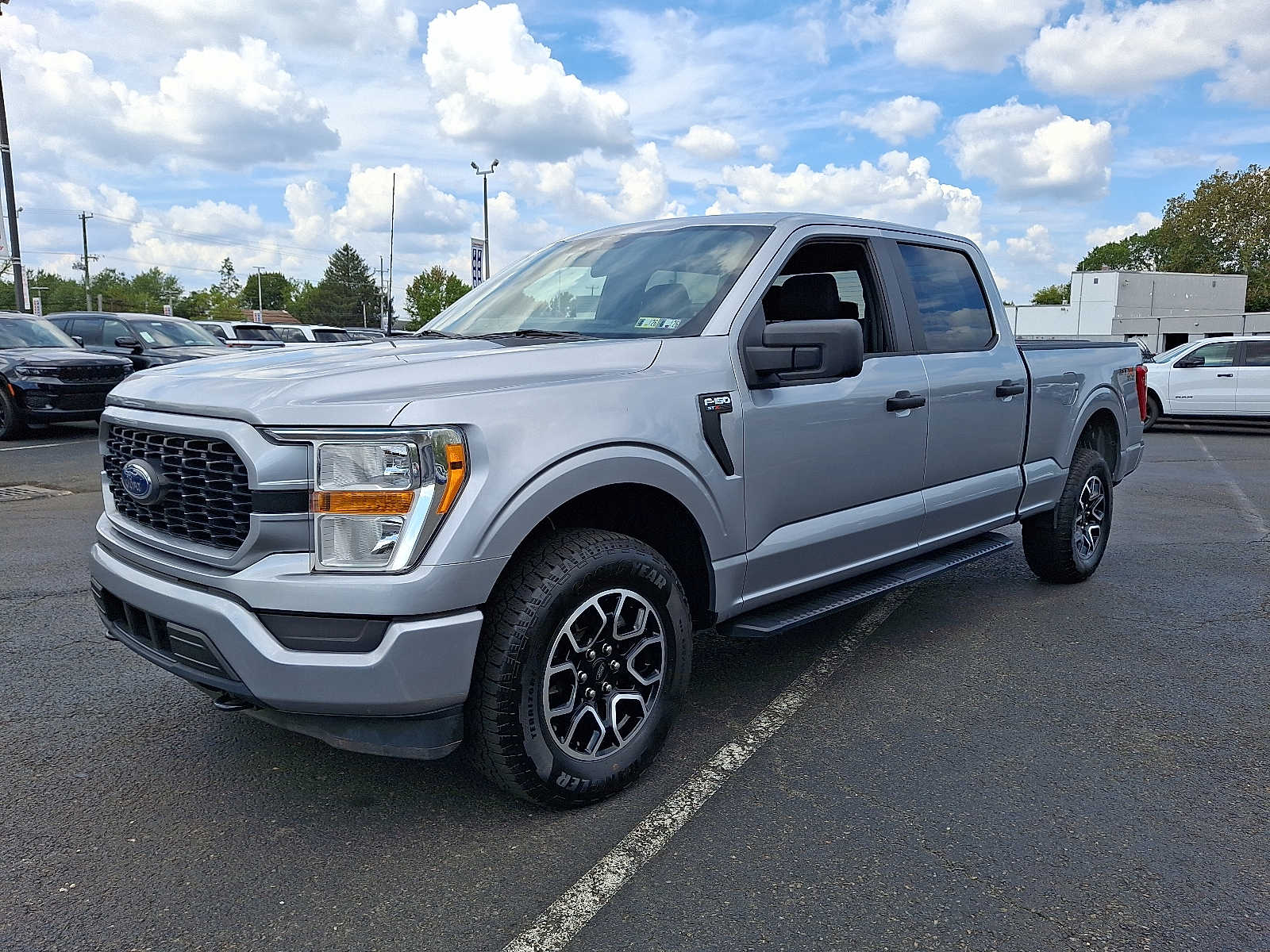 2022 Ford F-150 XL photo 3