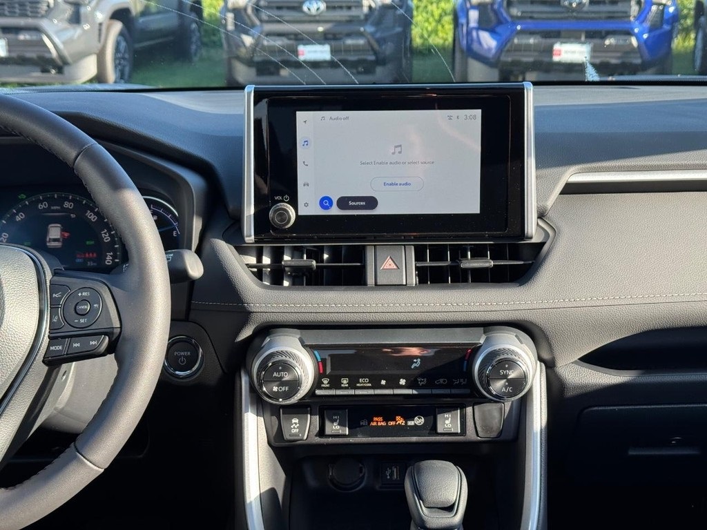 2025 Toyota RAV4 Hybrid XLE photo 8