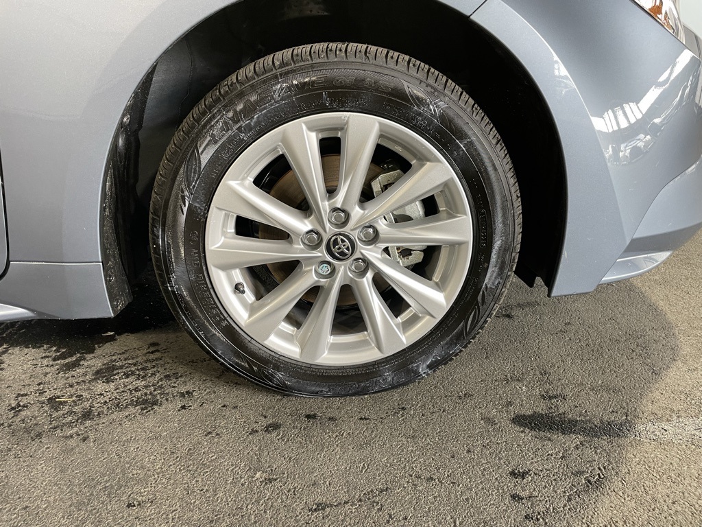2024 Toyota Corolla Hybrid LE photo 7