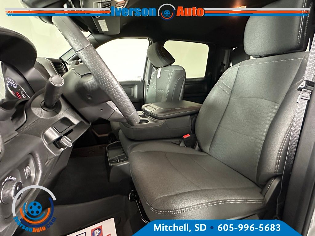 2026 Ram 2500 Tradesman photo 17