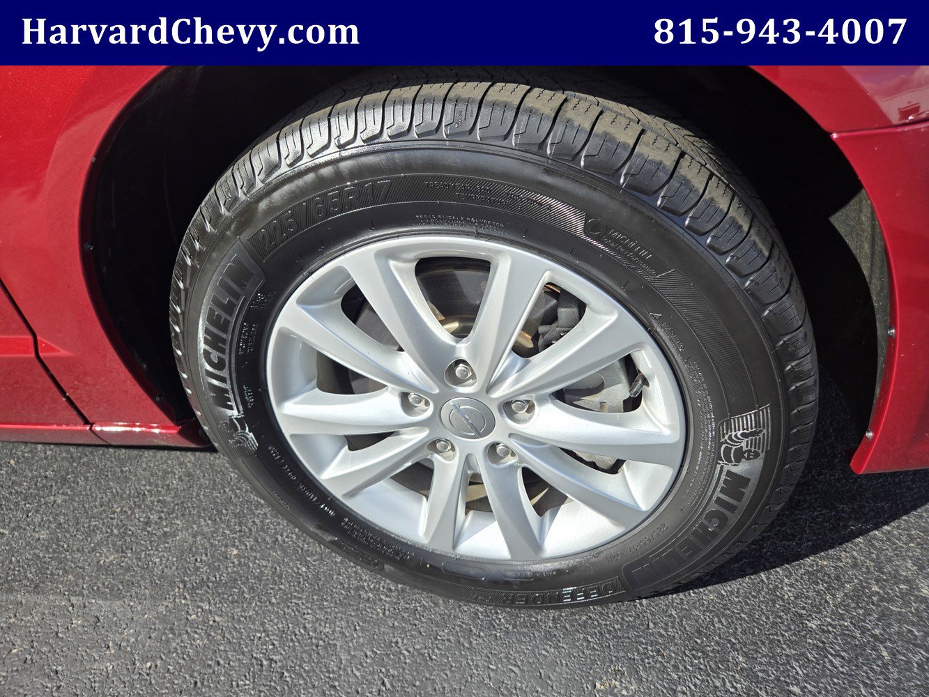 2015 Chrysler Town & Country Limited Platinum photo 34