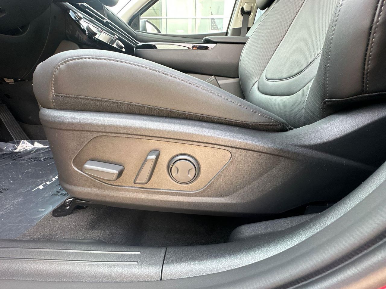 2025 Hyundai Tucson Hybrid SEL Convenience photo 12