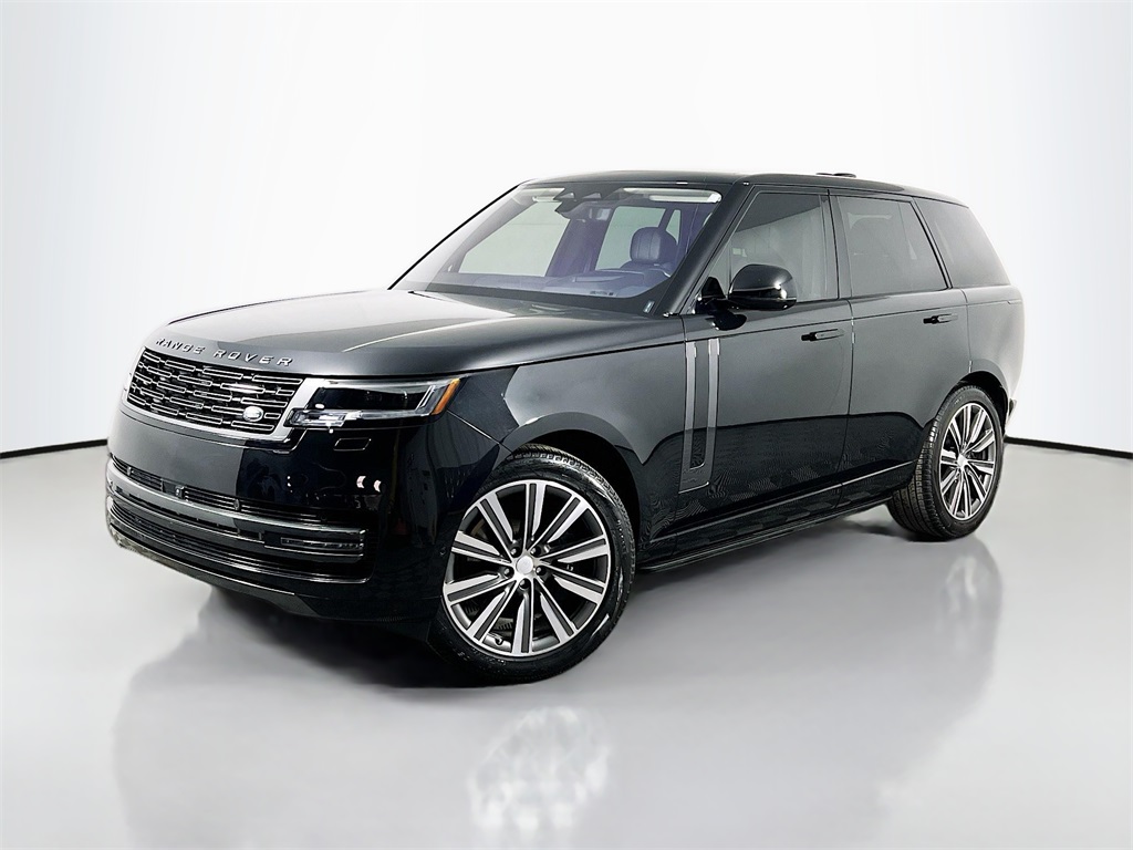 2023 Land Rover Range Rover SE's photo