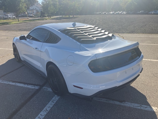 2020 Ford Mustang EcoBoost photo 7
