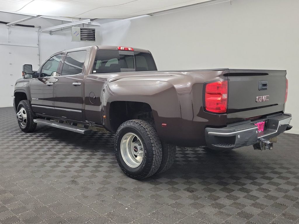 2016 Gmc Sierra 3500 SLT photo 3