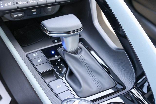 New 2025 White Hyundai Limited image 17