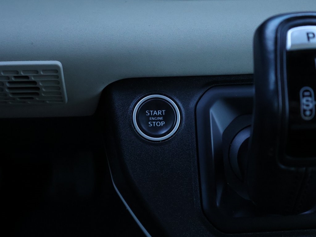 2022 Land Rover Defender 110 SE photo 22