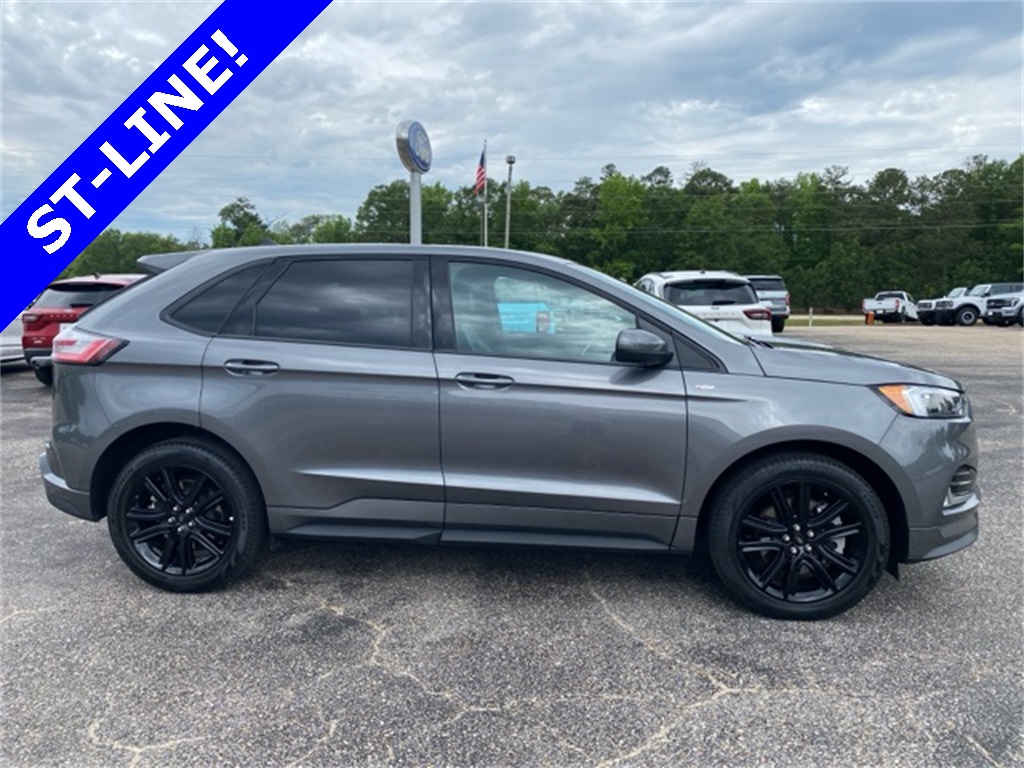 2024 Ford Edge ST photo 15