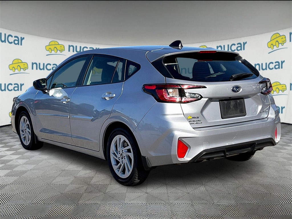2024 Subaru Impreza Base photo 4