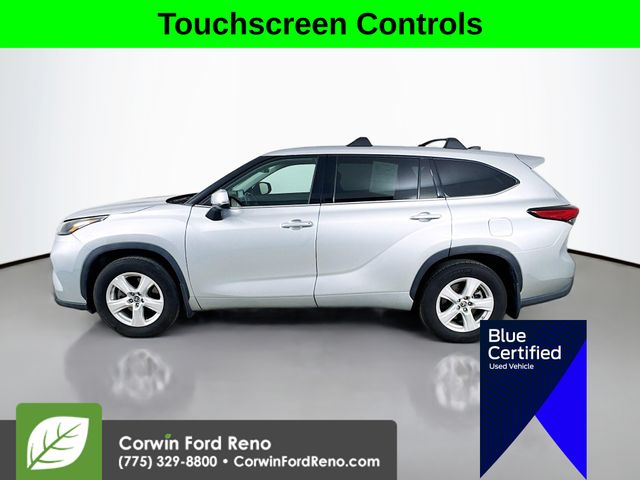 2022 Toyota Highlander LE photo 2