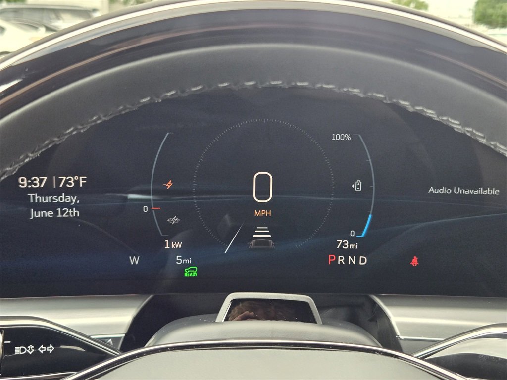 2025 Cadillac Lyriq Luxury photo 15