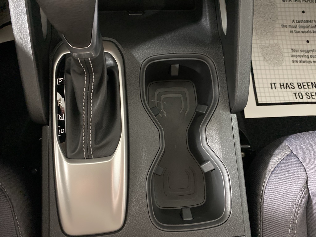 2025 Nissan Frontier SV photo 15