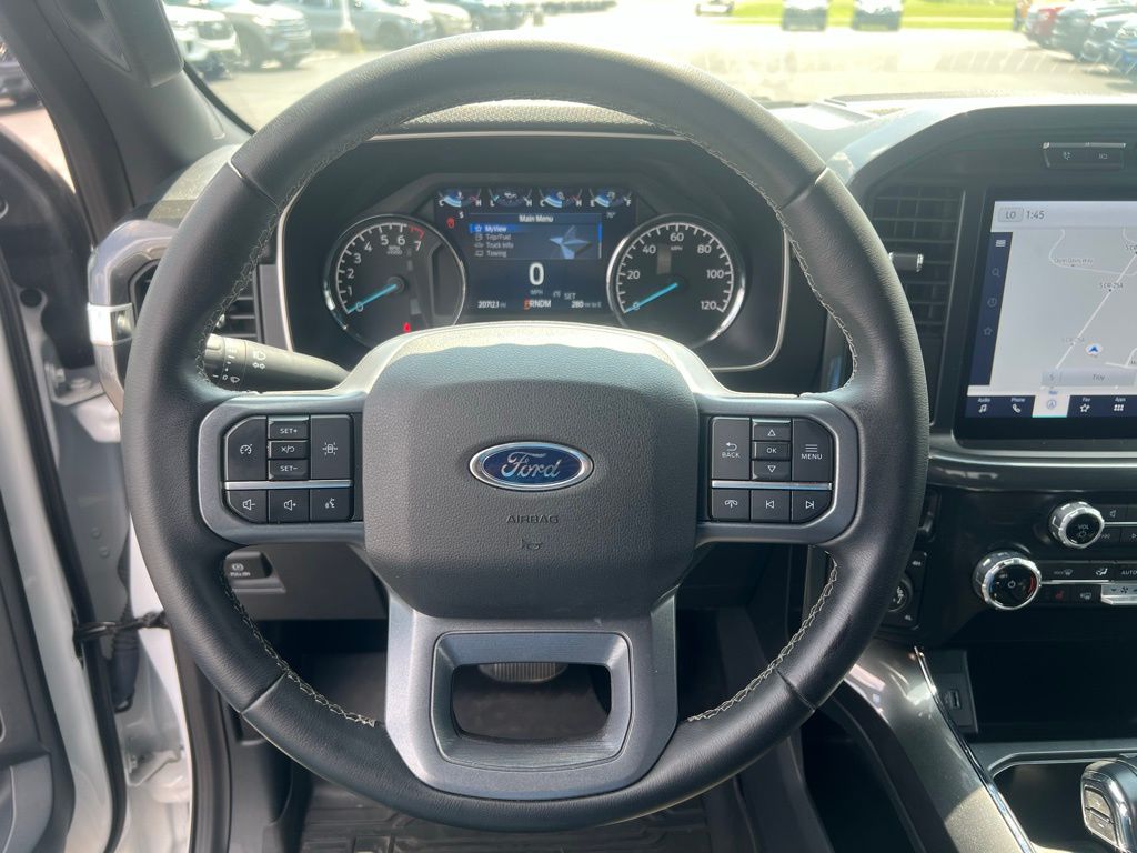 2023 Ford F-150 XLT photo 19