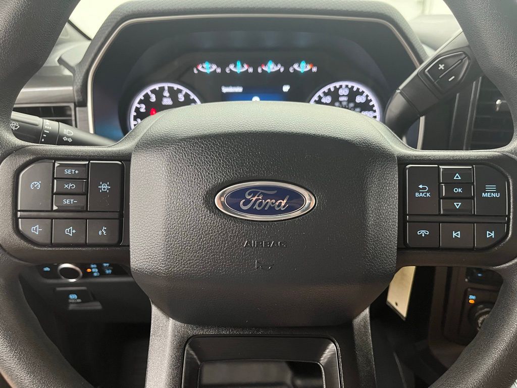 2023 Ford F-150 XL photo 18
