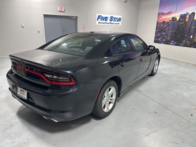 2019 Dodge Charger SXT photo 8