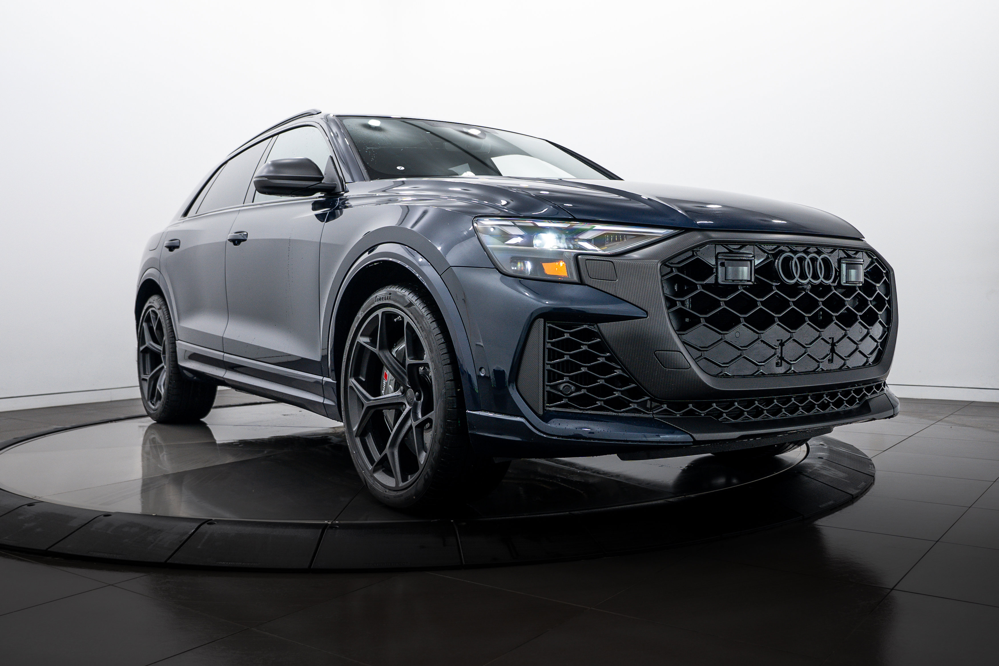 2026 Audi RS Q8 Base's photo