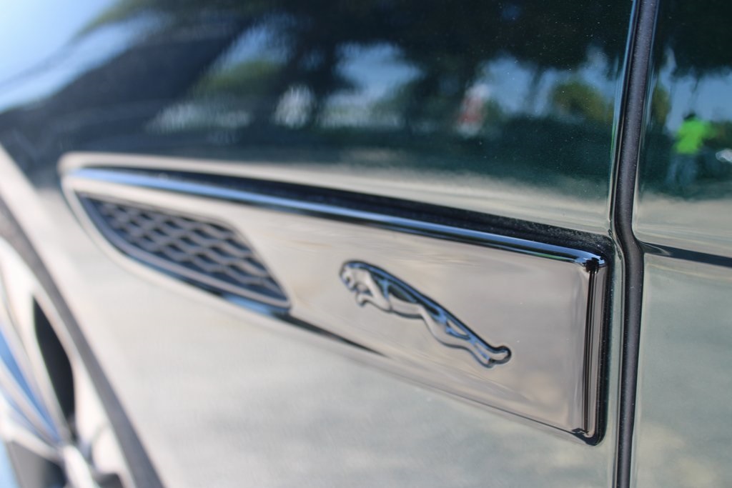 2024 Jaguar XF R-Dynamic AWD photo 7