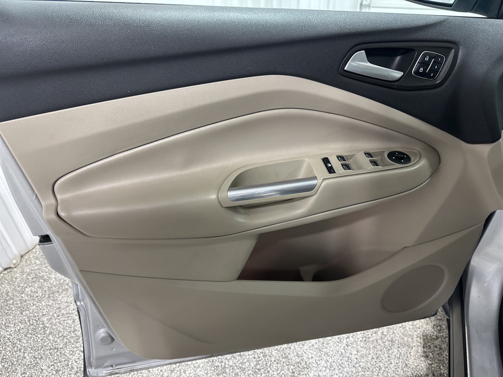 2019 Ford Escape Titanium photo 11