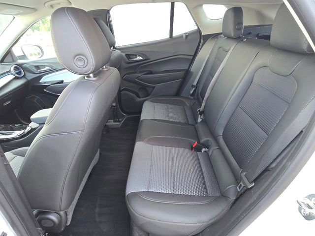 2024 Chevrolet Trax LT photo 16