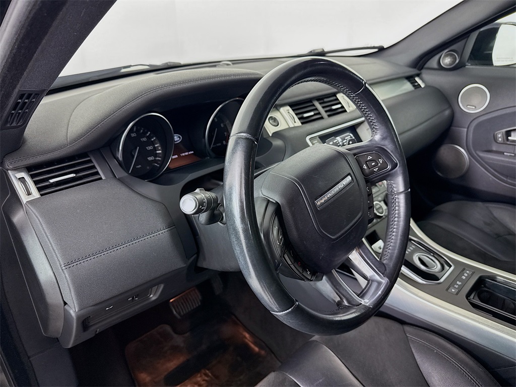 2015 Land Rover Range Rover Evoque Pure photo 4