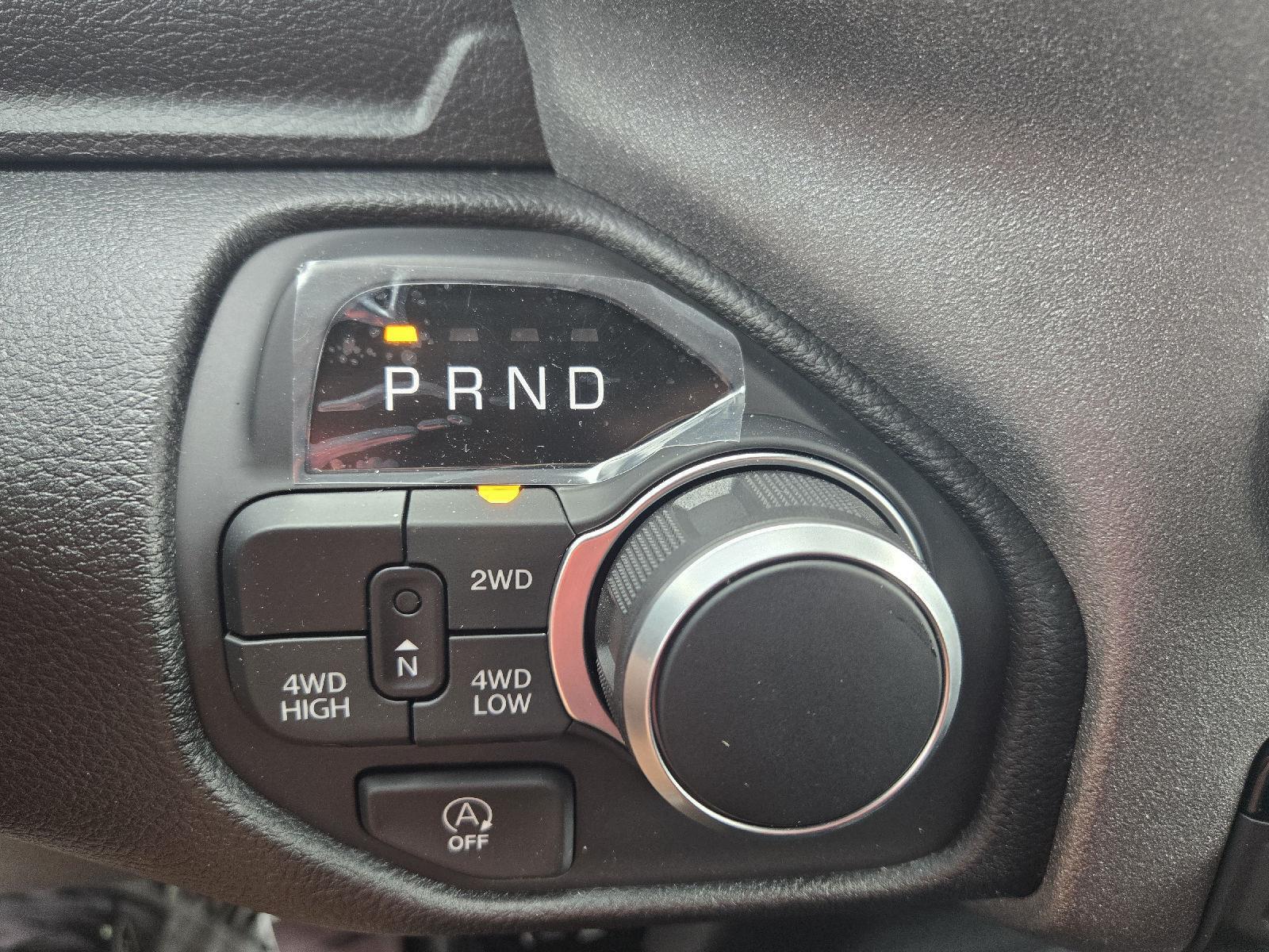 2025 Ram 1500 Tradesman photo 19
