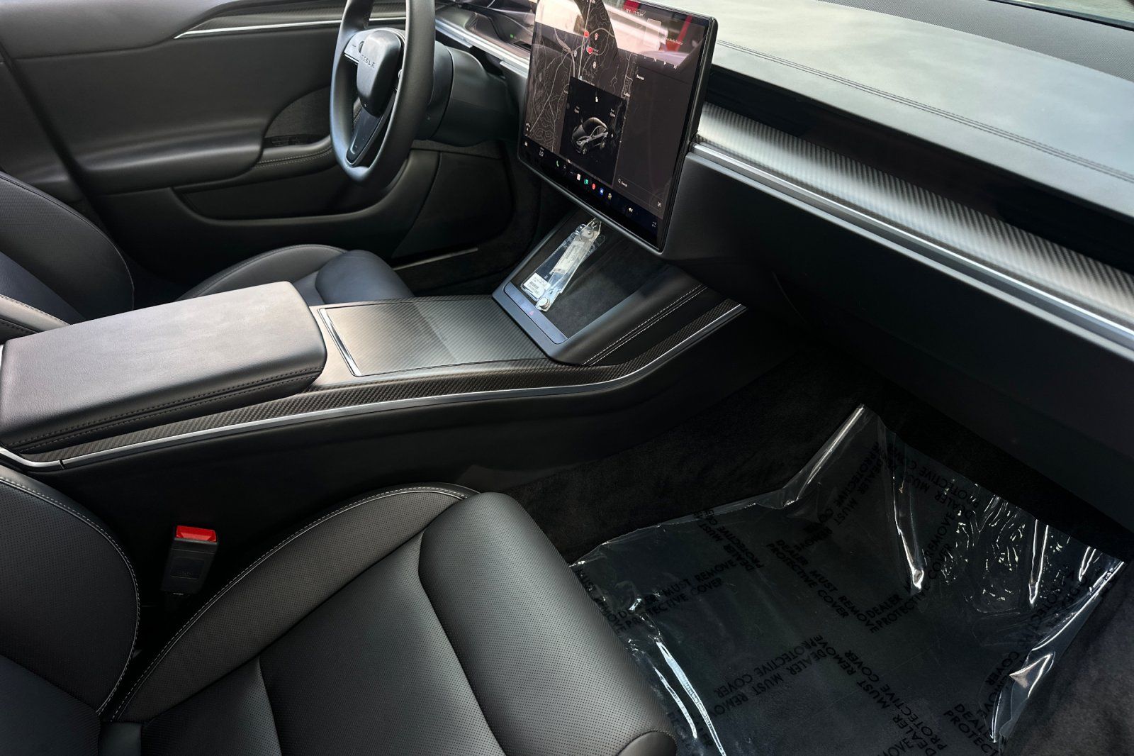 2024 Tesla Model S Plaid photo 13
