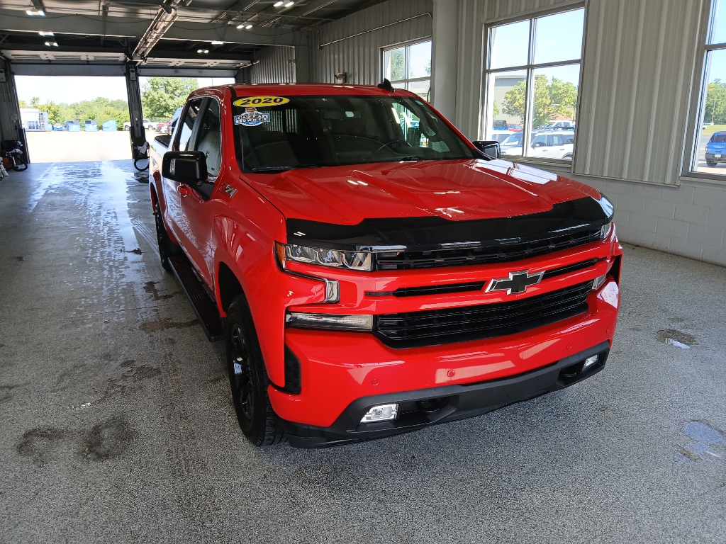 2020 Chevrolet Silverado 1500 RST photo 2
