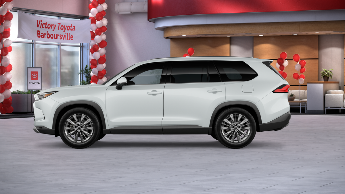 2026 Toyota Grand Highlander Platinum AWD photo 2