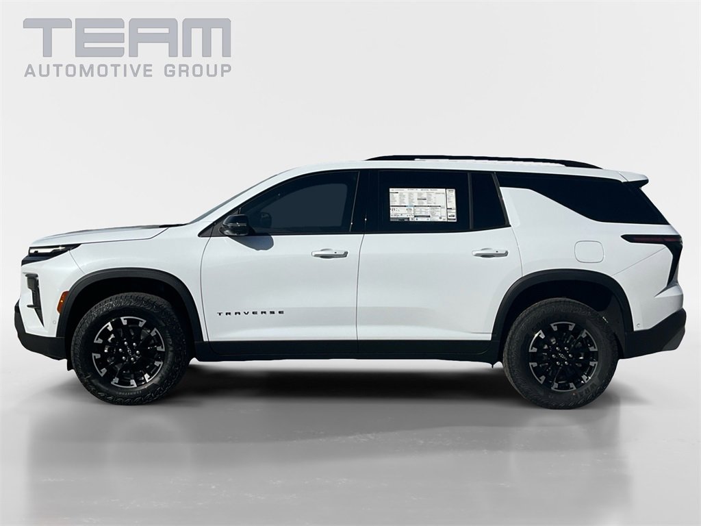 2026 Chevrolet Traverse Z71 photo 2