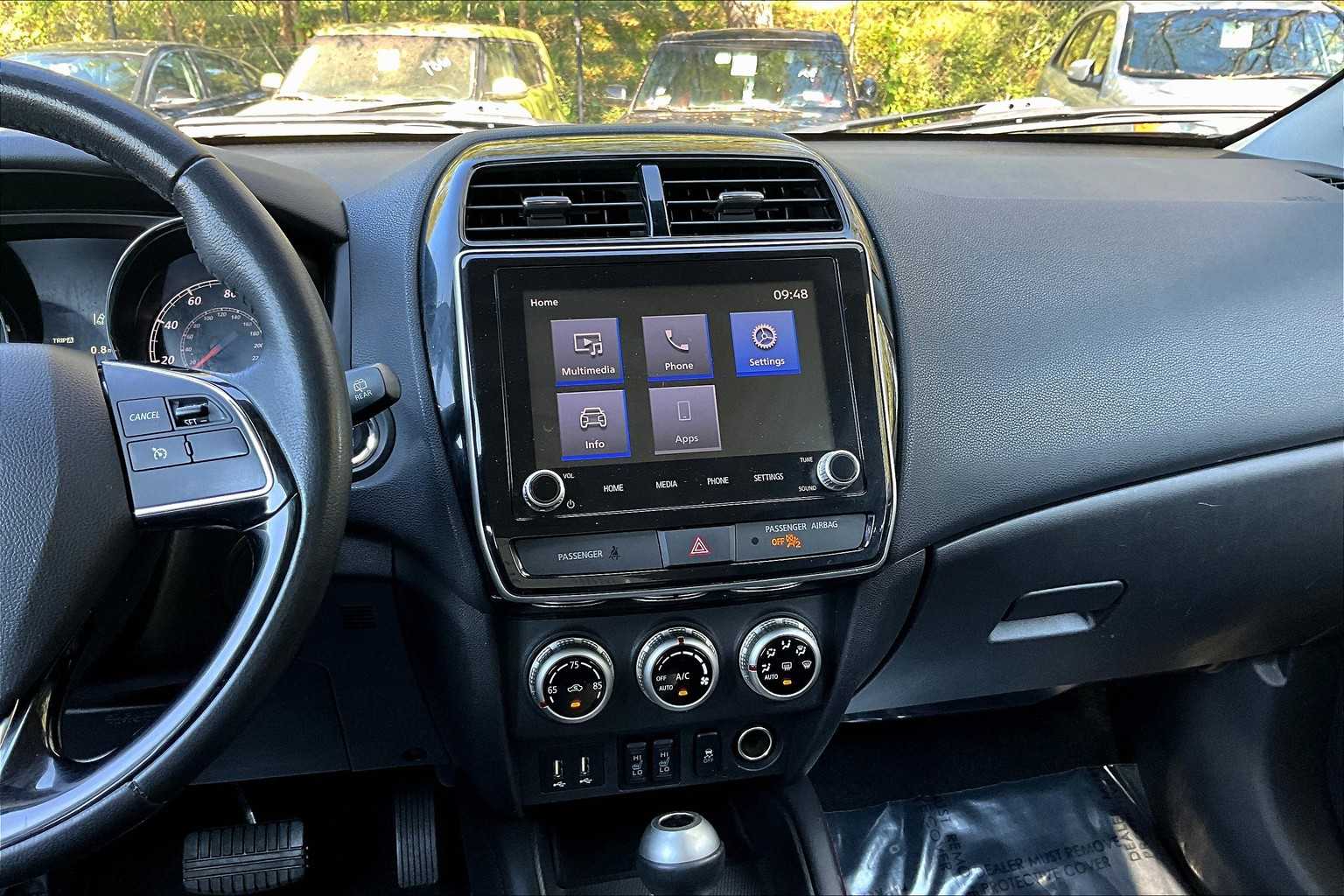2022 Mitsubishi Outlander Sport SE photo 3