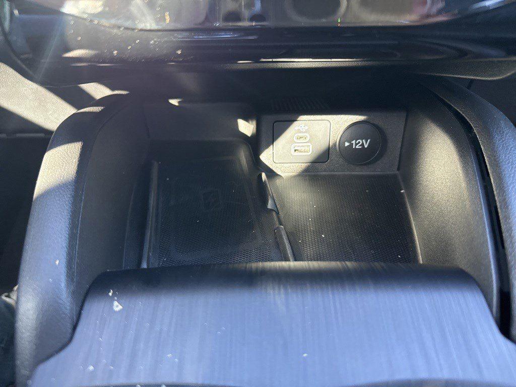 2025 Ford Escape Plug-In Hybrid photo 29