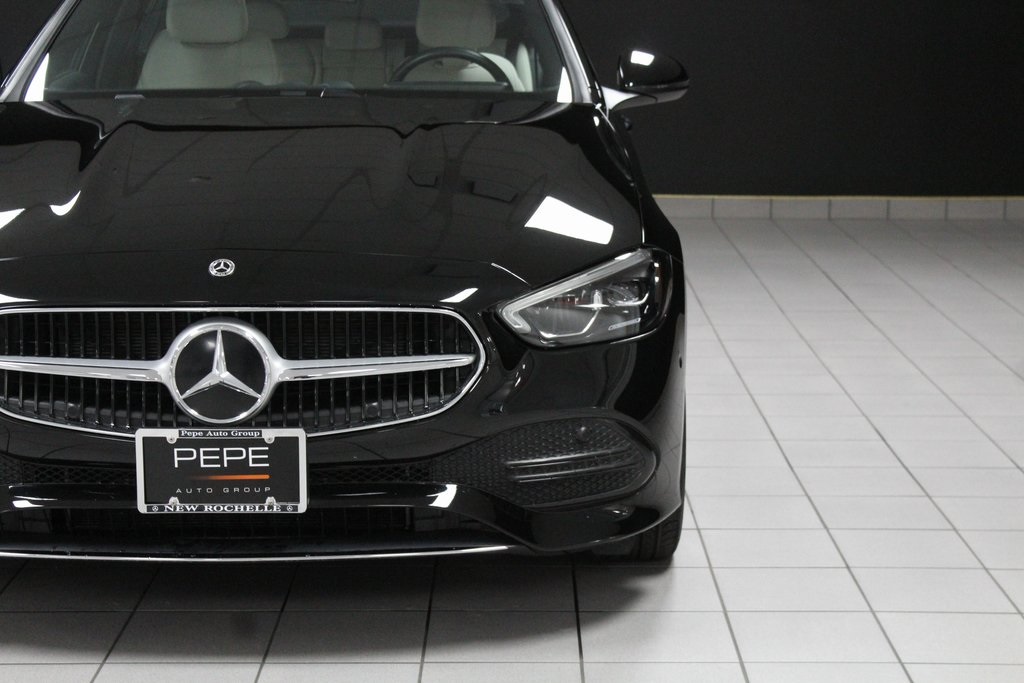 2025 Mercedes Benz C 300 4MATIC photo 3