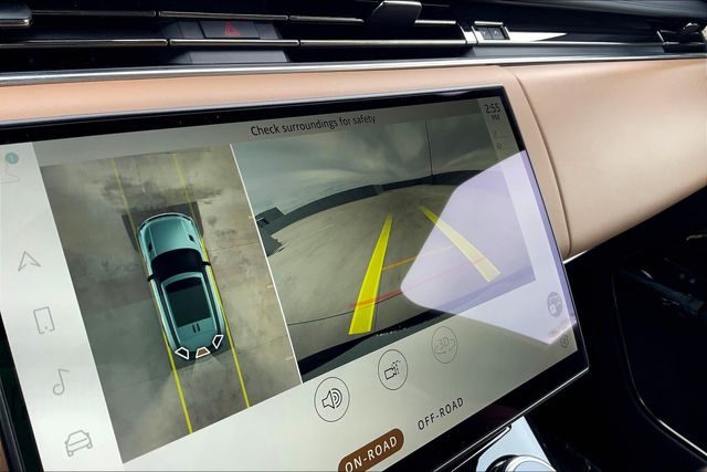 2023 Land Rover Range Rover Sport SE photo 18