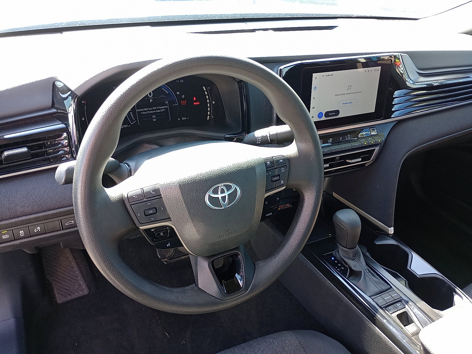 2025 Toyota Camry LE photo 9