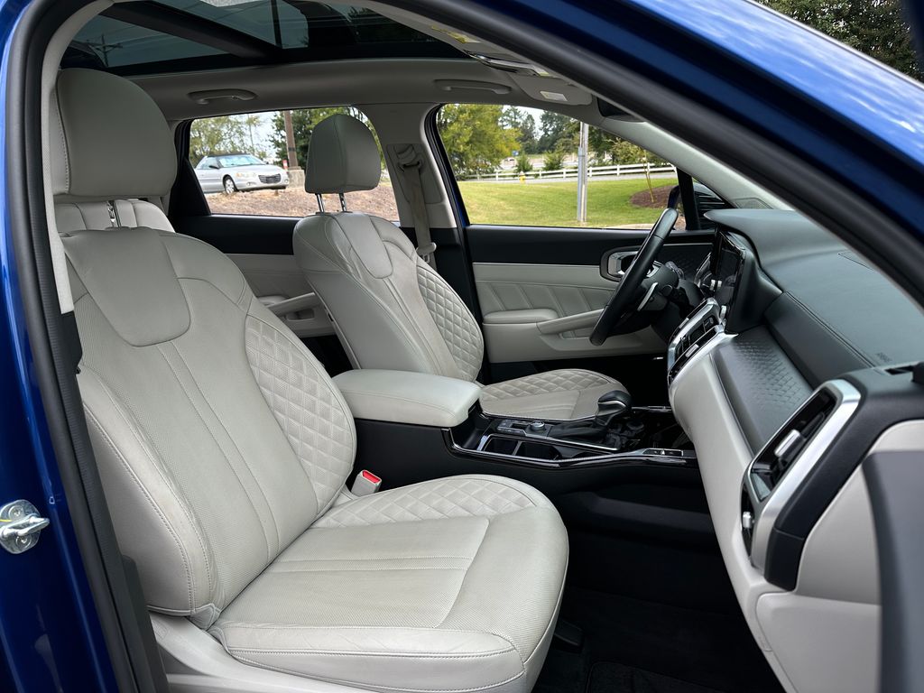 2021 Kia Sorento photo 32