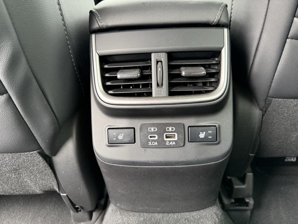 2023 Subaru Outback Limited photo 26