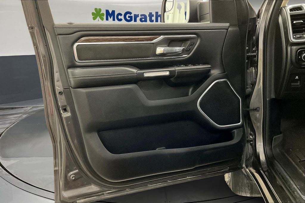 2019 Ram 1500 Laramie photo 20