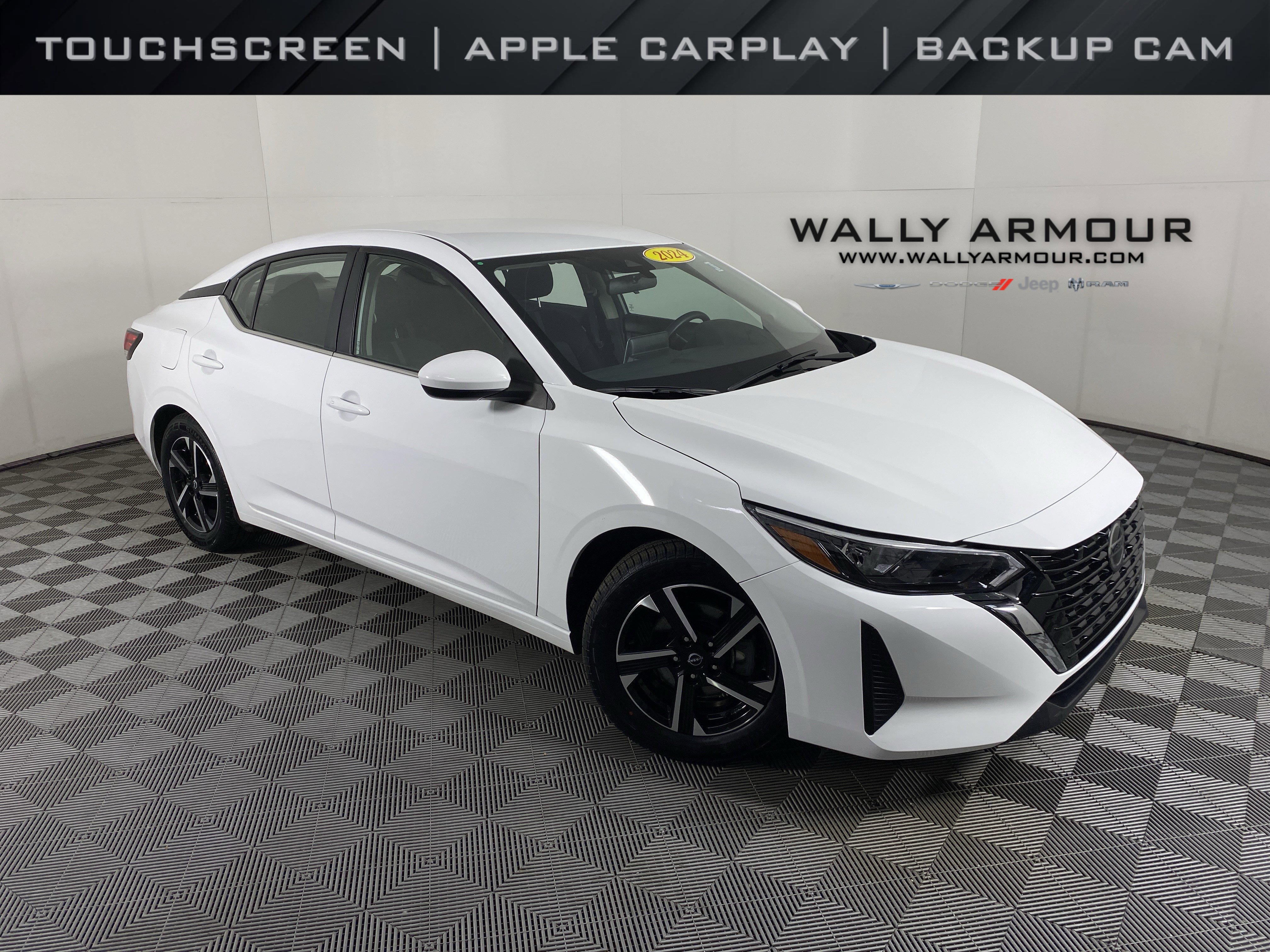 2024 Nissan Sentra SV's photo