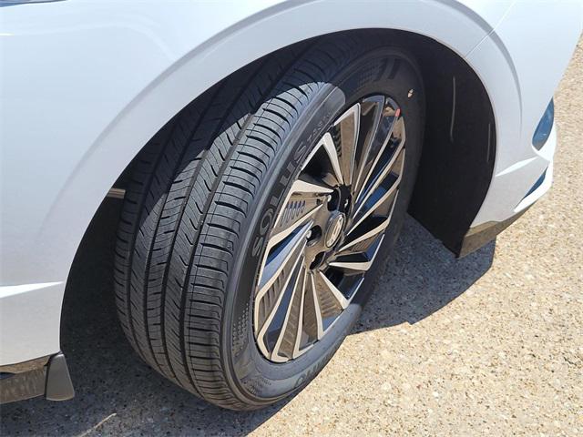 2025 Hyundai Sonata Hybrid SEL photo 5